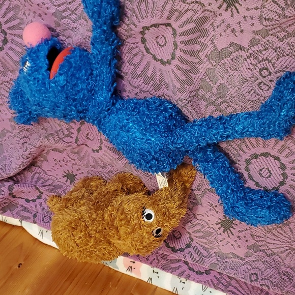 medium sized Sesame Street plush friends - Picture 2 of 9